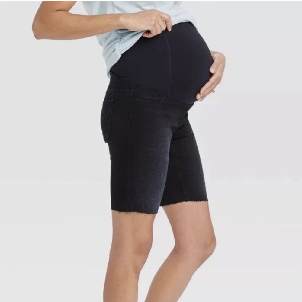 Isabel Maternity Over Belly Bermuda Black
Maternity Jean Cut Off Shorts